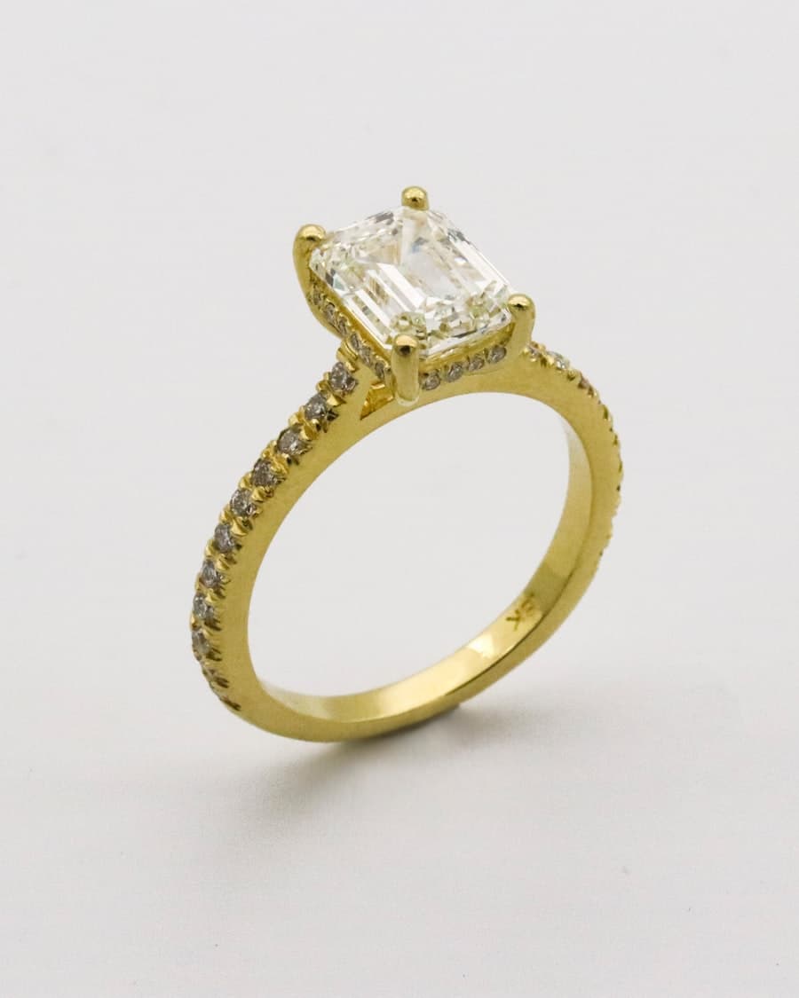Aurelia Solitaire Ring